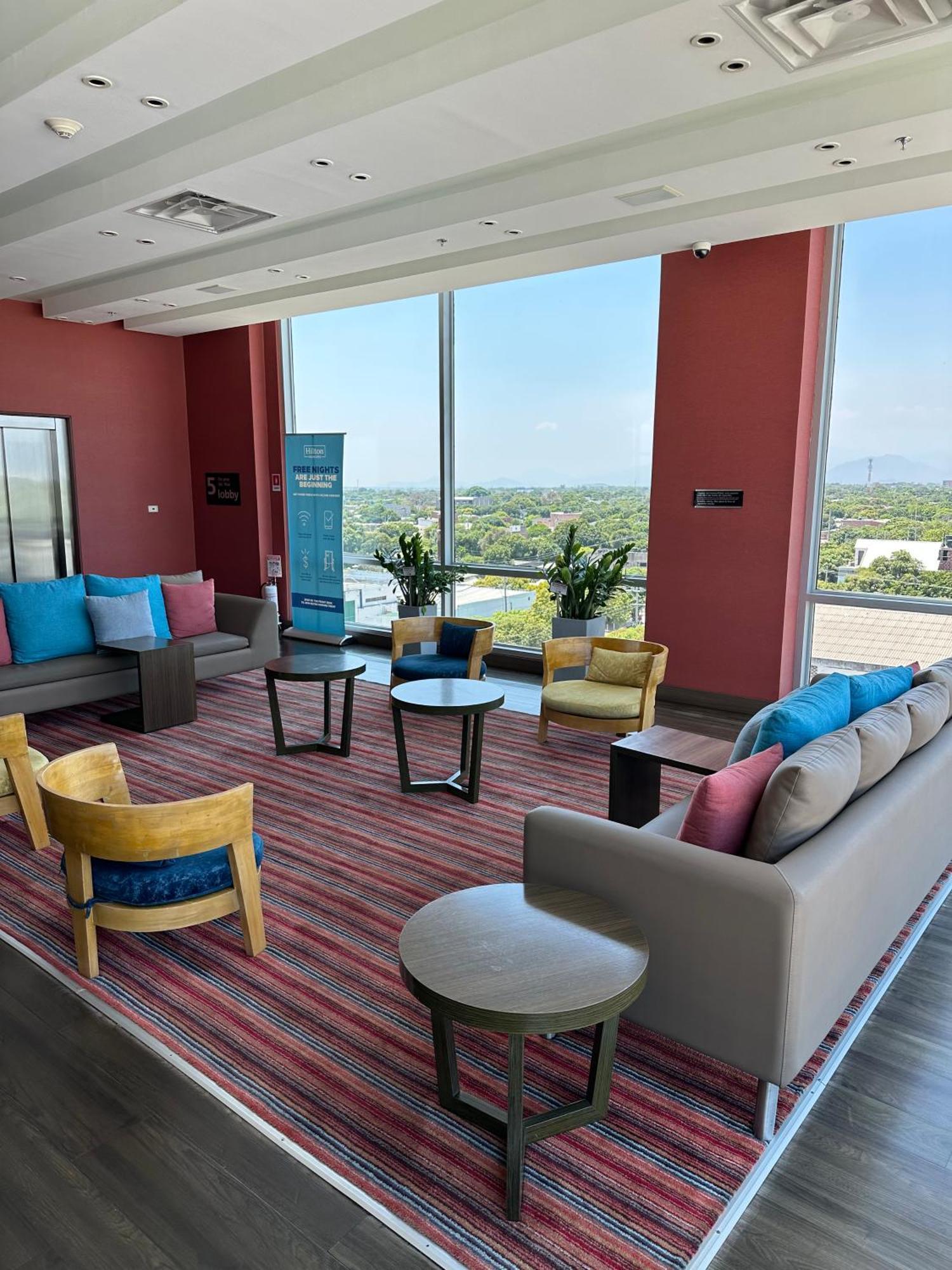 Hampton By Hilton Valledupar Bagian luar foto